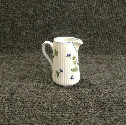 Mini pot lait porcelaine - , au
