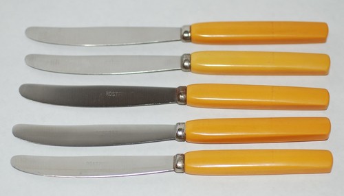 Vintage bakelite fruit knives - vintage,