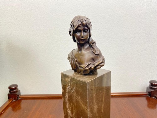 Buste femme bronze sur - bronze,
