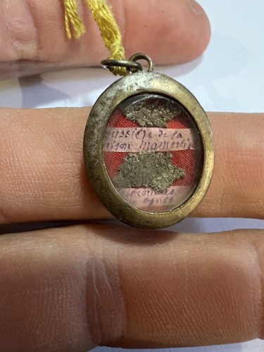 Pendentif reliquaire de - pendentif,