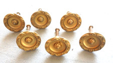 6 anciens Boutons bronze