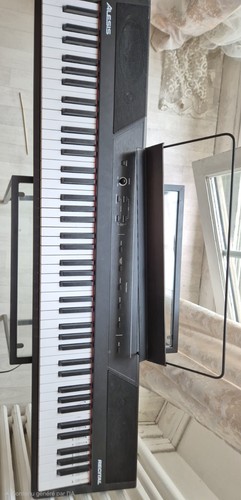 Alesis recital piano - alesis,