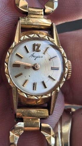 Montre mécanique vintage