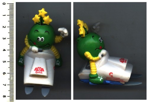 Figurine booly sur motoneige - sur,