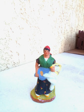 1 santon ancien  la marchande  signé FOUQUE