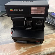 Polaroid 600 Land Camera