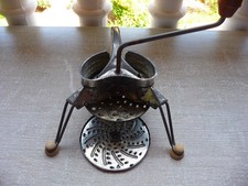 mouli julienne ancien avec 2