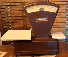 Balance d'Épicerie Ancienne