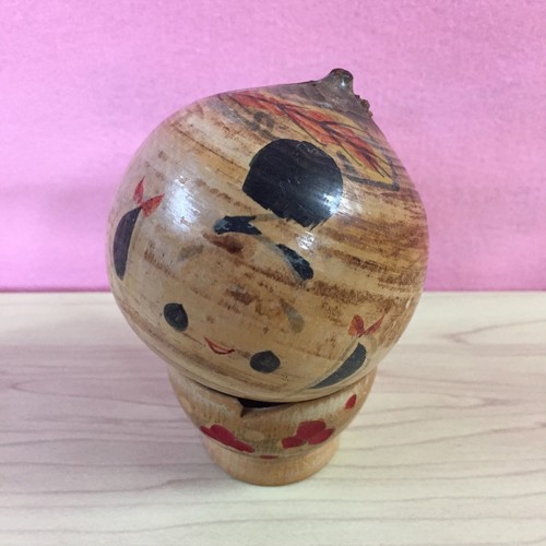 Poupée japonaise ancienne