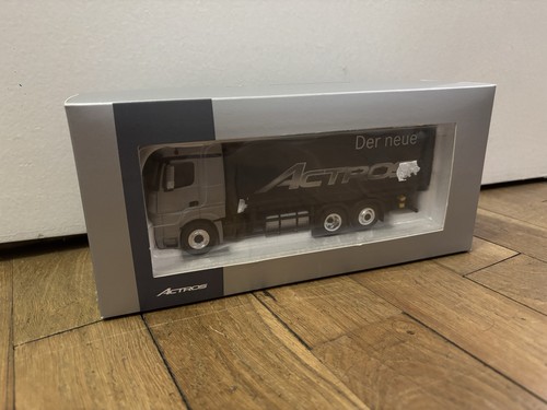 Nzg mercedes benz - 1/50, actros