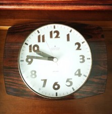 Vintage Horloge Murale JUNGHANS Electronic Ato-Mat Quartz en Formica Fonctionne