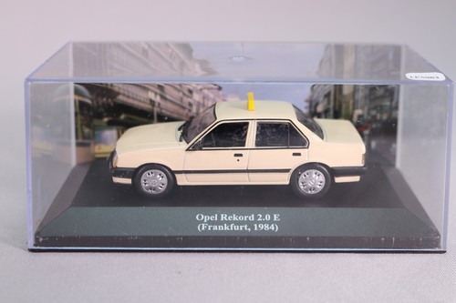 Le5983 ixo altaya voiture 43 - ixo,