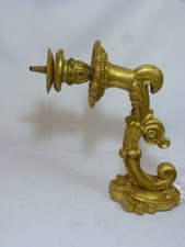 Pique cierge en applique