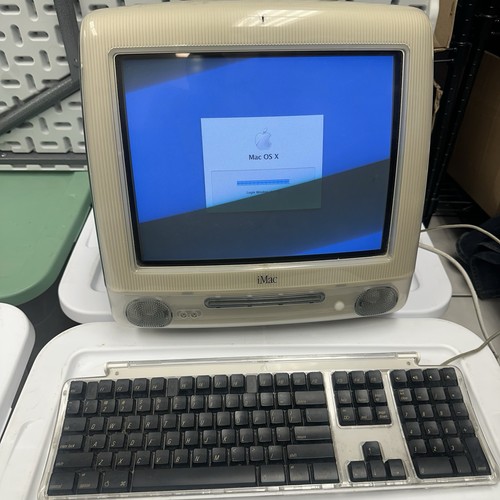 Vintage 2000 apple - vintage,