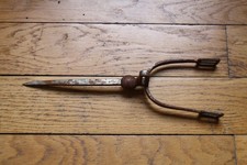 Eperon pour le harnachement du spahi en partie nickelé - Modèle d'officier ?