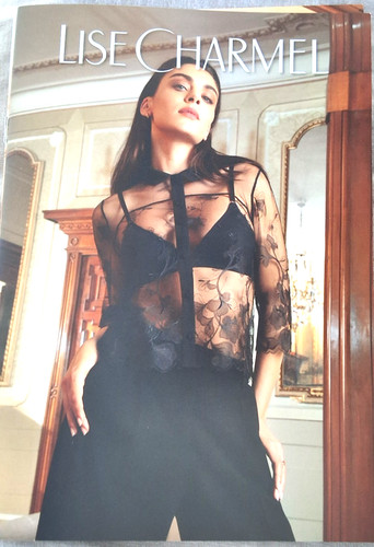 Jeunes filles semi nues pin - filles,