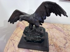 Aigle royal en bronze noir