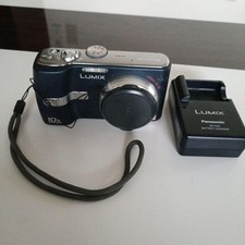 Panasonic LUMIX TZ1 Compact Digital Camera 10x Leica Zoom LCD 2 pouces