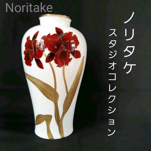 Vase collection studio