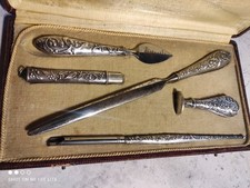 Ancien coffret nécessaire à