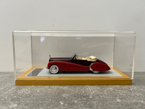 Voisin c28 saliot 1938 - saliot, rouge