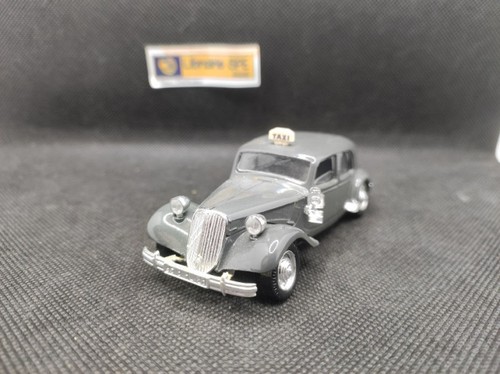 Citroen traction 15 - ▄▀▄,