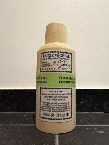 élixir liqueur végétal - liqueur, de
