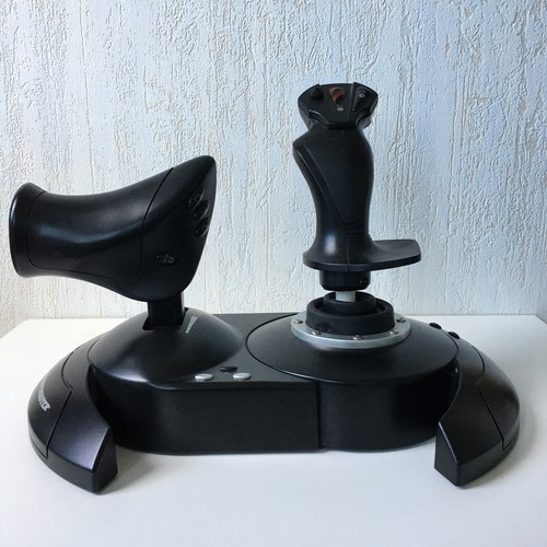 Défectueux thrustmaster - dÉfectueux,