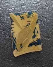 Pin’s Sport Bâteau Voilier TBS Pierre Follenfant Course de Voile (1245)