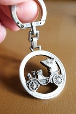Ancien porte clé métal Augis Automobile Gobron Brillie 1899 Tacot....