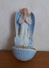 bénitier ancien en biscuit TBE / ange ailé angelot / objet religieux / faïence
