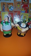 N°19 - 2 Figurines Astérix