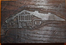 Ancien Tampon Encreur d'Imprimeur en Métal à Décor de Ferme Maison Basque 1