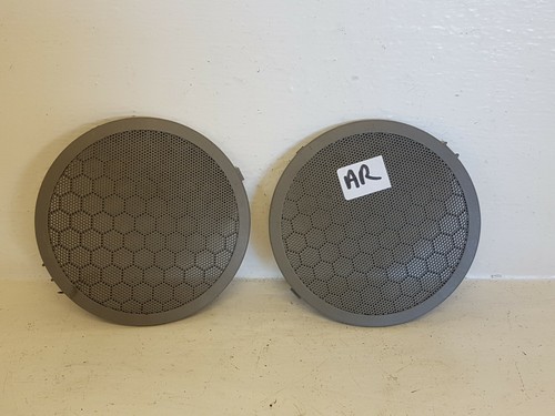 Cache enceinte porte arrière