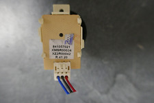 Bouton avec commutateur pour