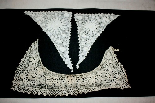 Col carré travail ancien - ,,