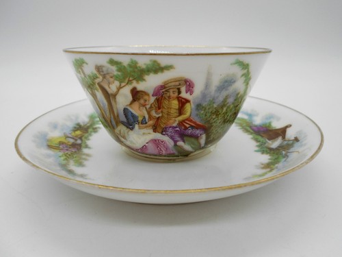 Tasse sous scene - 01,