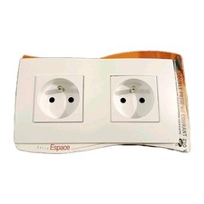 Double Prise De Courant 2P+T Encastrée Espace Arnould Fixation Vis Ou Griffe 