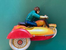 Moto et un side-car IGRA TEKHNIKA LENINGRAD Moto russe en tôle lithographiée