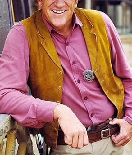 Gunsmoke marshall matt dillon - gunsmoke,