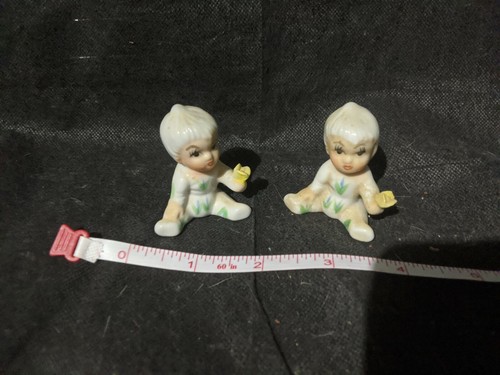 Vtg mini baby figurine white - mini,