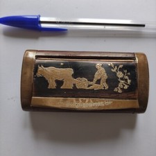 boite à tabac Tabatière bois  LA BISONTINE  Motif cuivre ? ART POPULAIRE XIX e
