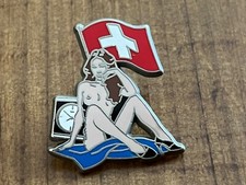PIN PINS SEXY PIN-UP SUISSE