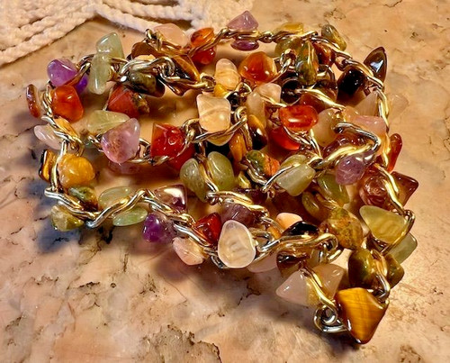 Collier ancien pierres