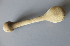 Ancien pilon en bois/POA19