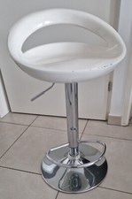 lot de 2 tabourets de bar 1 blanc et 1 noir hauteur réglable