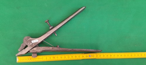 Outil ancien grosse pince a - outil,