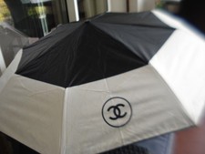 PARAPLUIE CHANNEL (cadeau VIP) Pliable