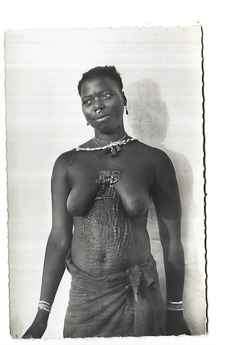 Senegal femme au - nu,