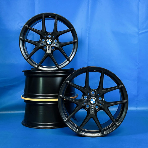 Pouces bmw 1er - 18,